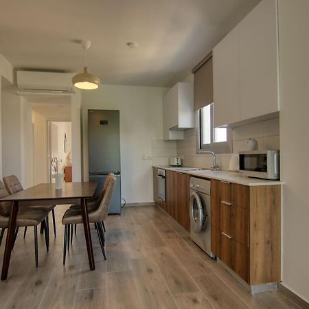 Phaedrus Living Coral Suites Harmony ラルナカ エクステリア 写真